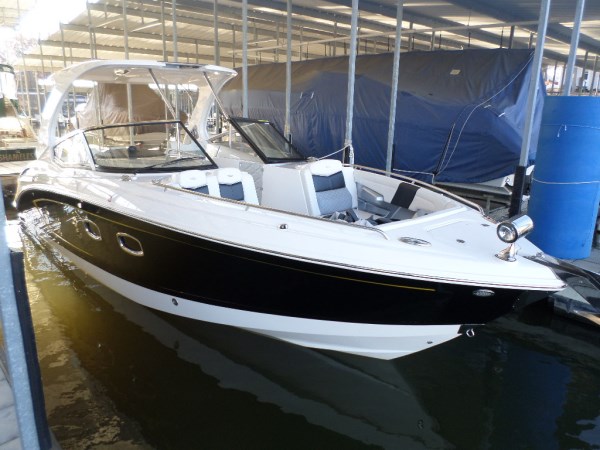 2013 Chaparral Sportboat 327 SSX