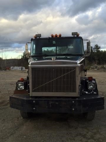 1988 Autocar Acl64  Garbage Truck