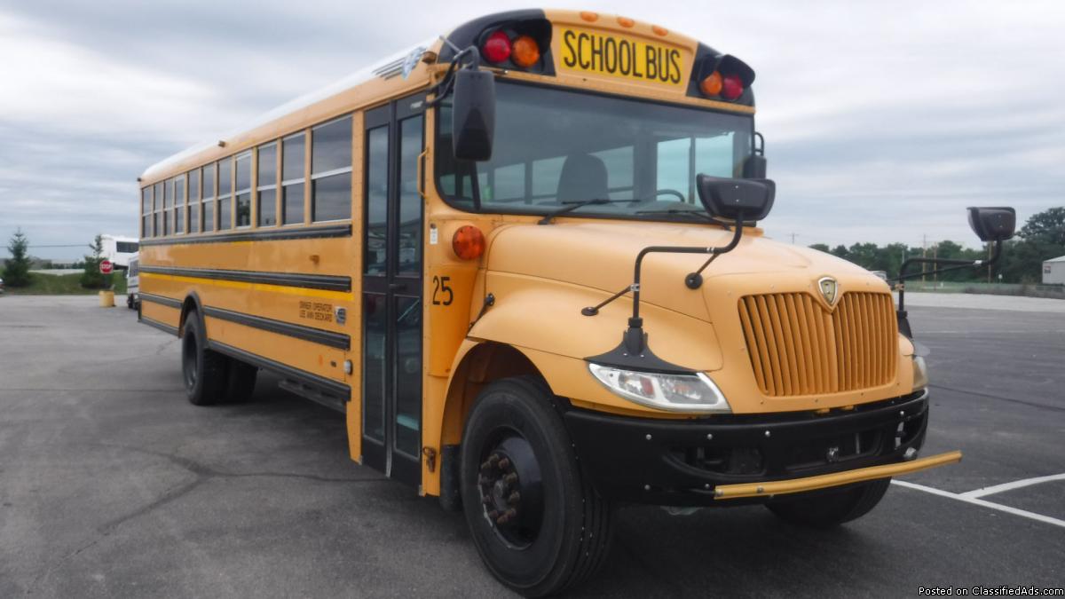 2010 IC CE 66 Passenger Used School Bus 7.6 DT466 Diesel Engine 127449IN