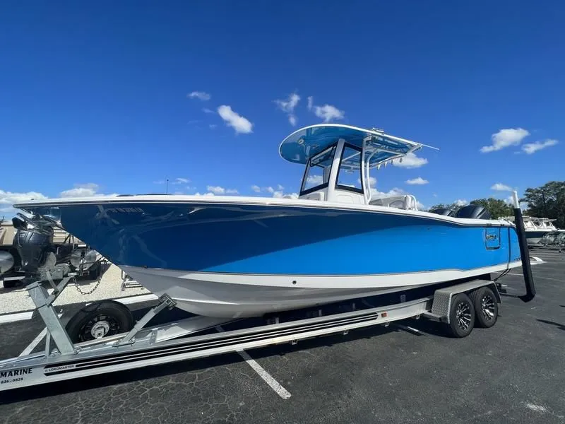 2021 Sea Hunt Gamefish 27 Forward Seating in Bradenton, FL