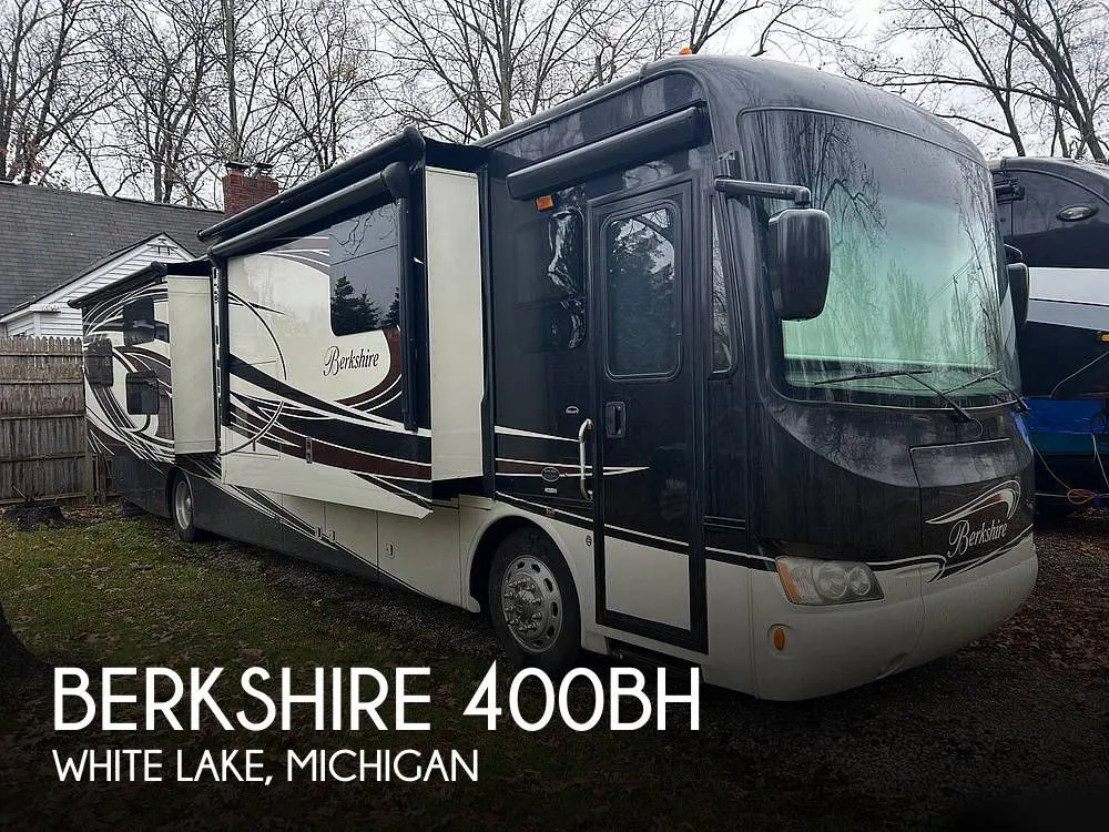 2014 Forest River Berkshire 400BH