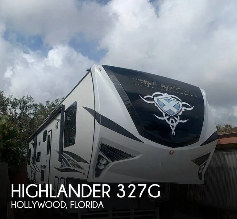 2019 Highland Ridge Highlander 327G