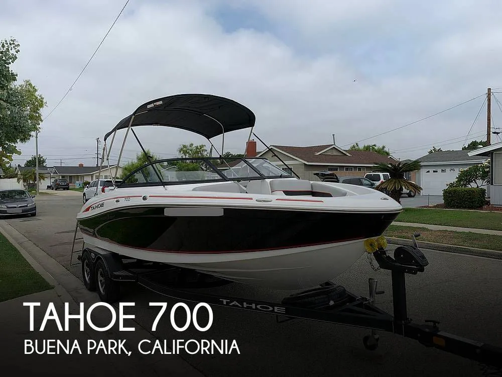 2021 Tahoe 210 SI / 700