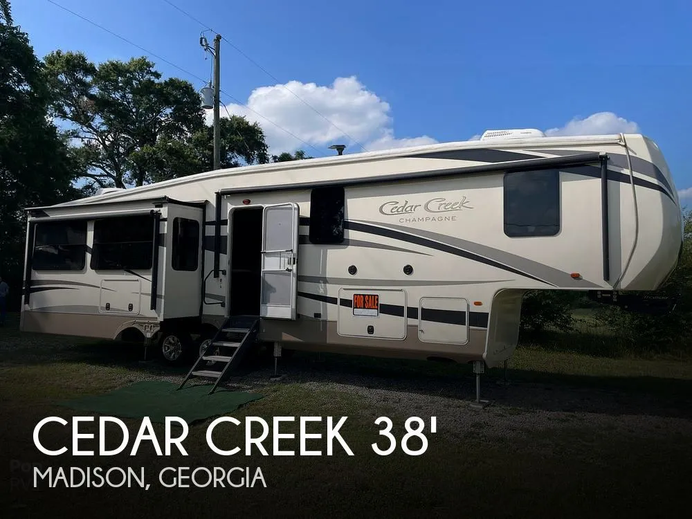 2017 Forest River Cedar Creek Champagne 38EL