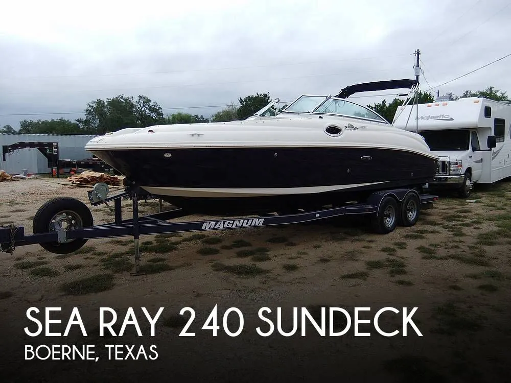 2005 Sea Ray 240 Sundeck in Boerne, TX