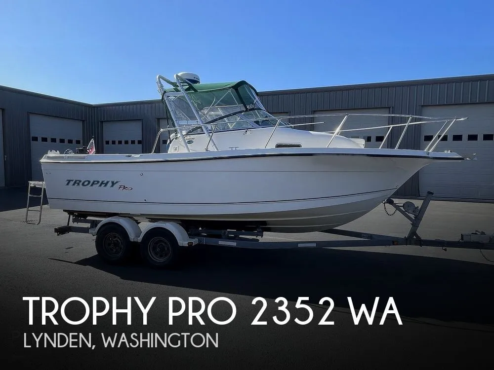 2004 Trophy Pro 2352 WA in Lynden, WA