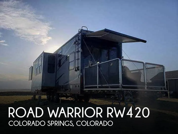 2016 Heartland Road Warrior RW420