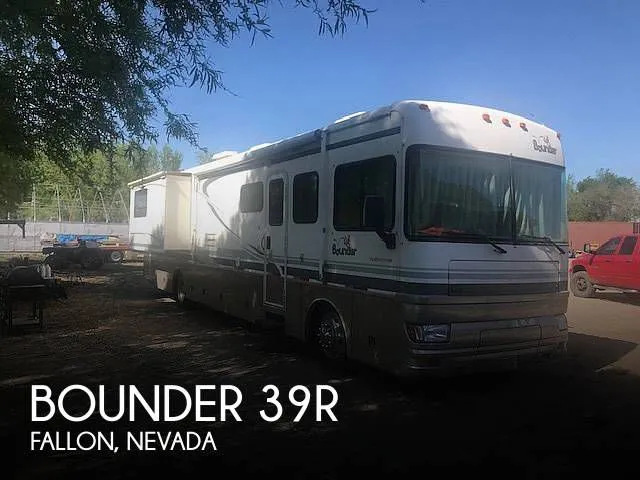 2002 Fleetwood Bounder 39R