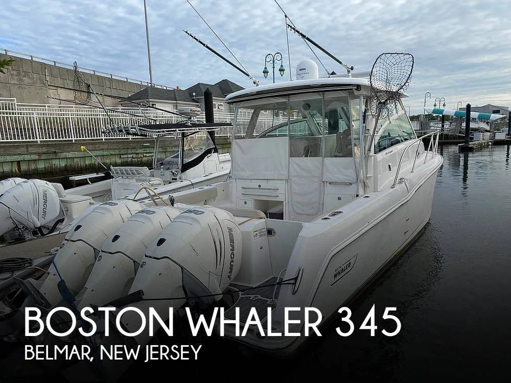 2017 Boston Whaler 345 Conquest