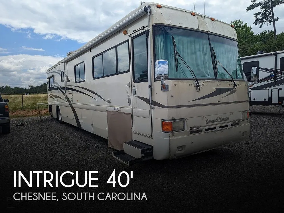 1999 Country Coach Intrigue 40' Cook's Delight
