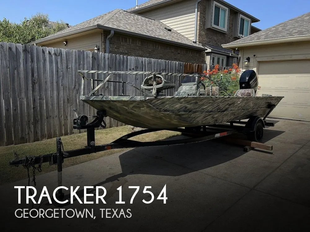 2017 Tracker Grizzly 1754 SC in Georgetown, TX