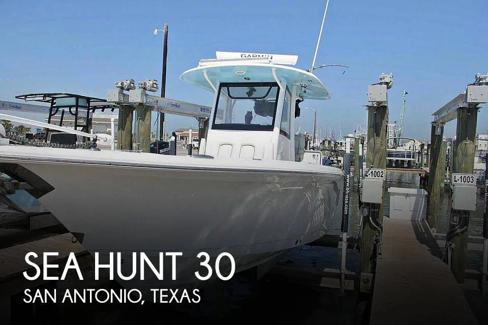 2019 Sea Hunt Gamefish 30 CC 