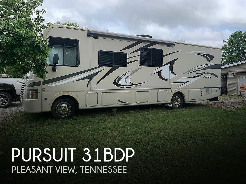 2013 Coachmen Pursuit 31BDP