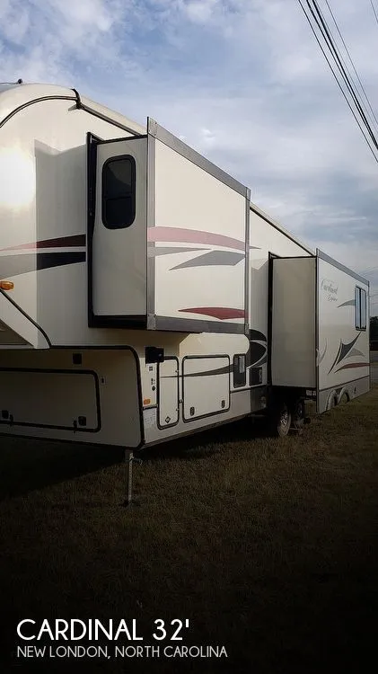 2019 Forest River Cardinal Explorer 322DS