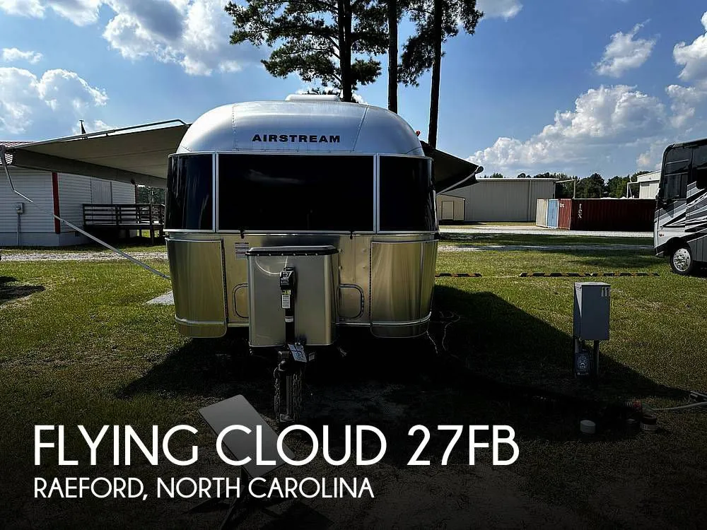 2023 Airstream Flying Cloud 27FB