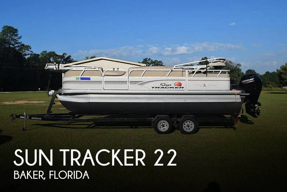 2015 Sun Tracker Party Barge 22 RF DLX in Baker, FL