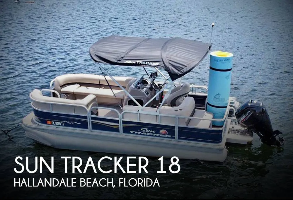 2022 Sun Tracker 18 Dlx Party Barge