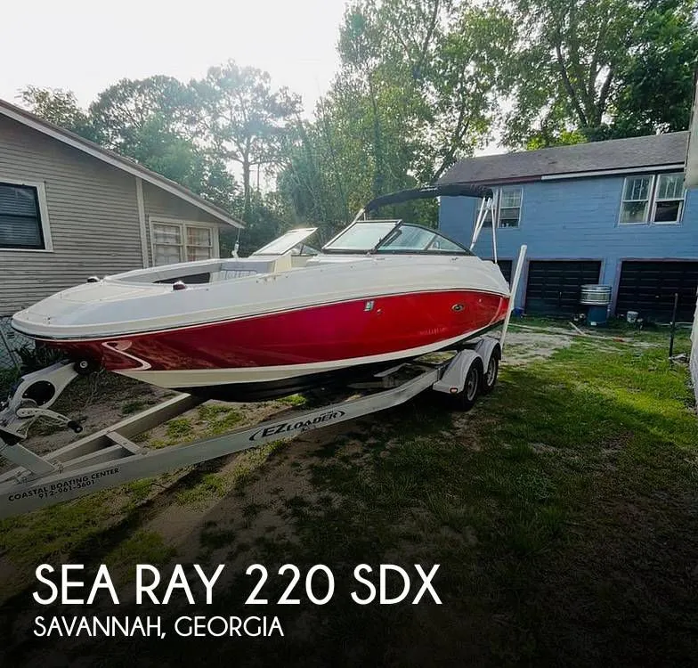 2017 Sea Ray 220 SDX