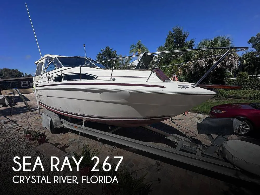 1985 Sea Ray 267 Sundancer in Crystal River, FL