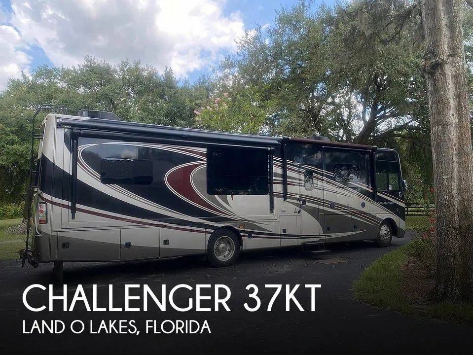 2015 Thor Motor Coach Challenger 37KT