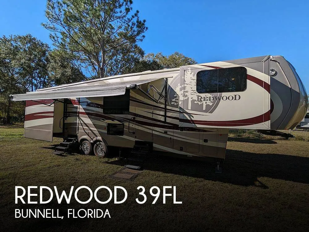 2015 Redwood RV Redwood 39fl