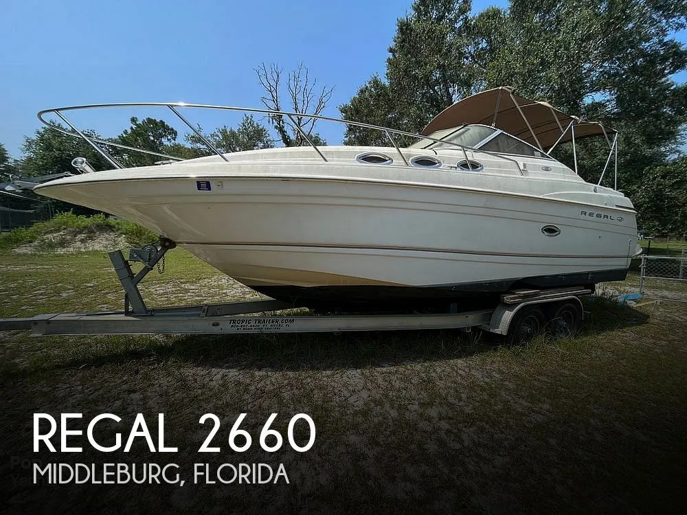 2000 Regal 2660 Commodore in Middleburg, FL