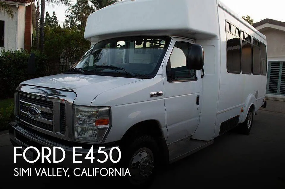 2011 Ford E450