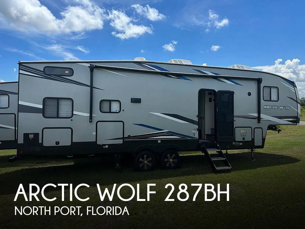 2022 Cherokee Arctic Wolf 287BH