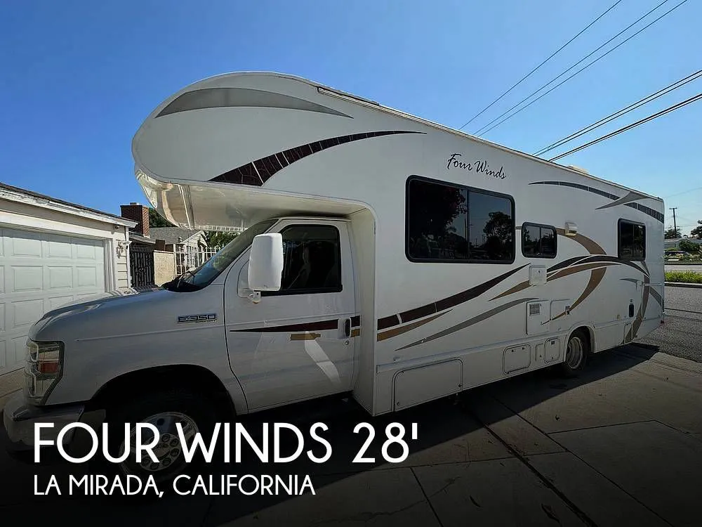 2014 Thor Motor Coach Four Winds FC28A-14 EL MONTE