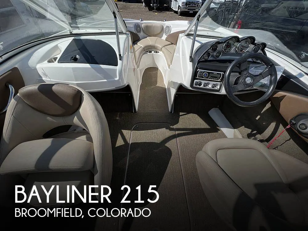 2015 Bayliner 215 BR Flight