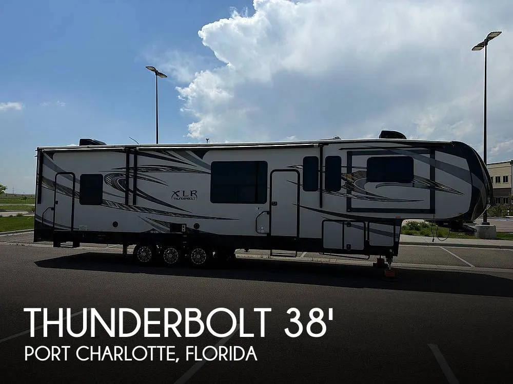 2016 Forest River Thunderbolt XLR 385AMP