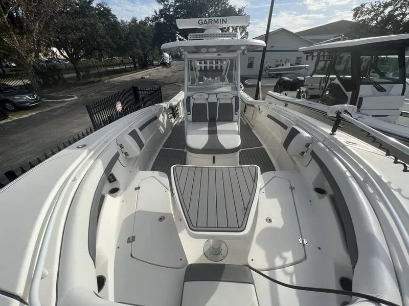 2019 TideWater Boats 320 CC Custom