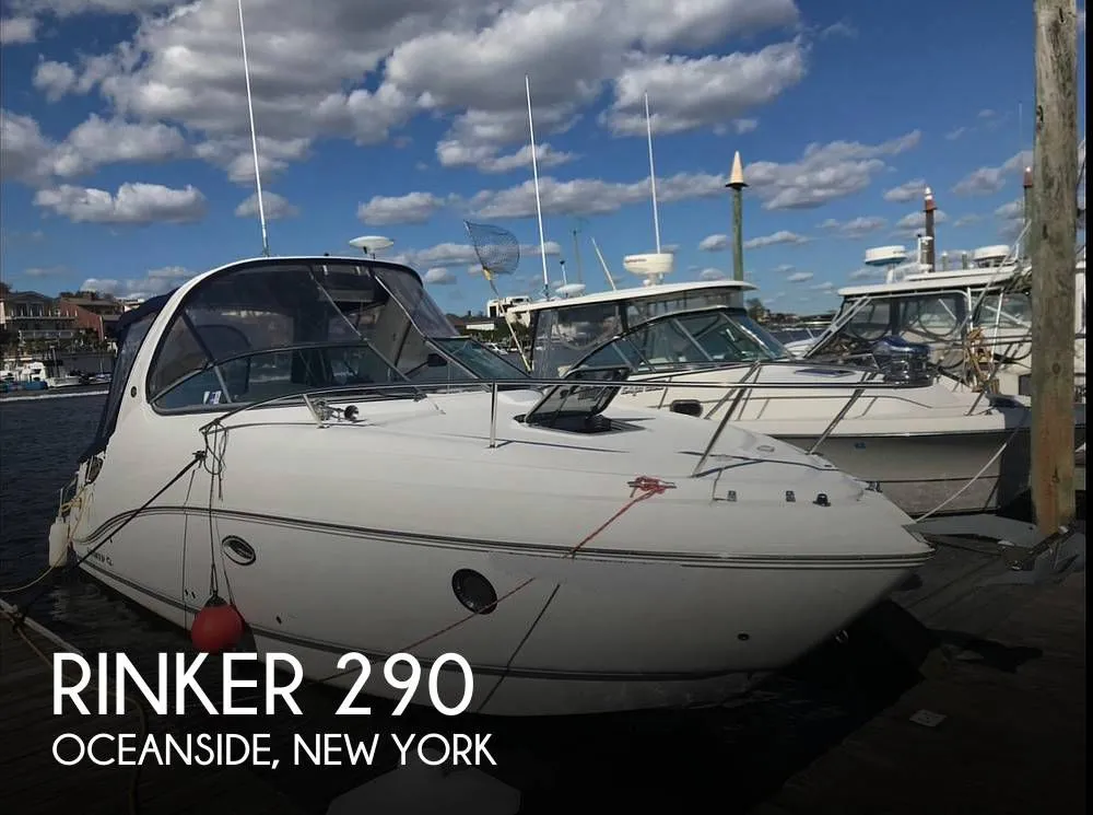 2013 Rinker 290 Express Cruiser