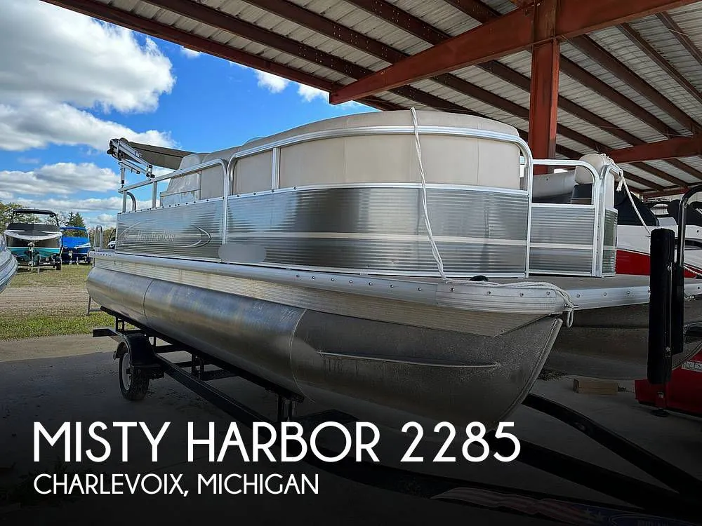 2014 Misty Harbor Biscayne Bay Series 2285 CS in Charlevoix, MI