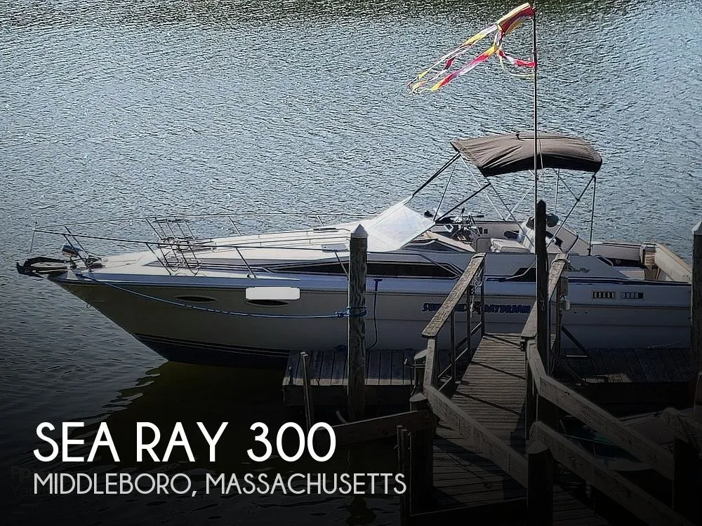 1989 Sea Ray 300 Sundancer in Middleboro, MA