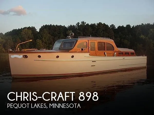 1937 Chris-Craft 898 Sedan Cruiser in Pequot Lakes, MN