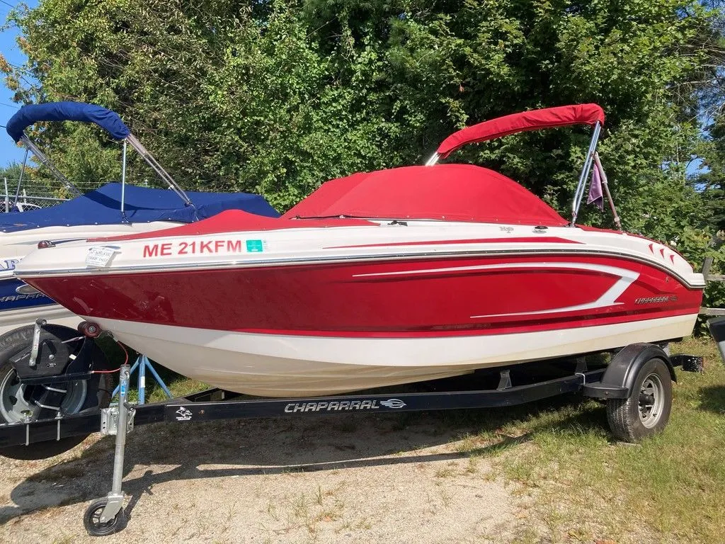 2018 Chaparral 19 H2O Sport in Standish, ME