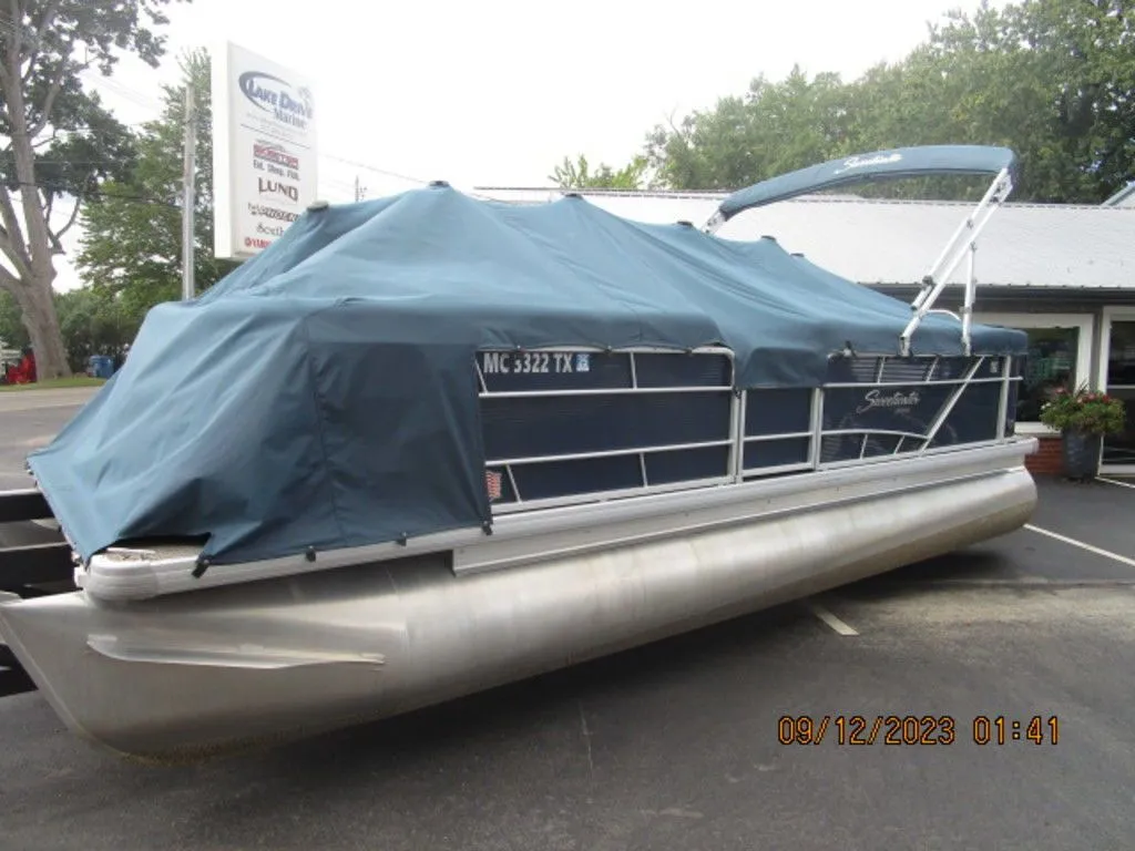 2016 Aqua Patio AP 220 in Coldwater, MI