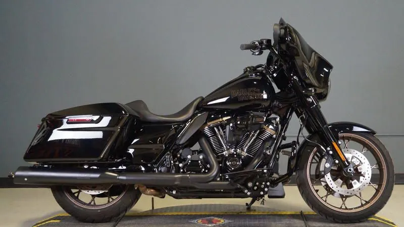2022 Harley-Davidson FLHXST - Street Glide ST