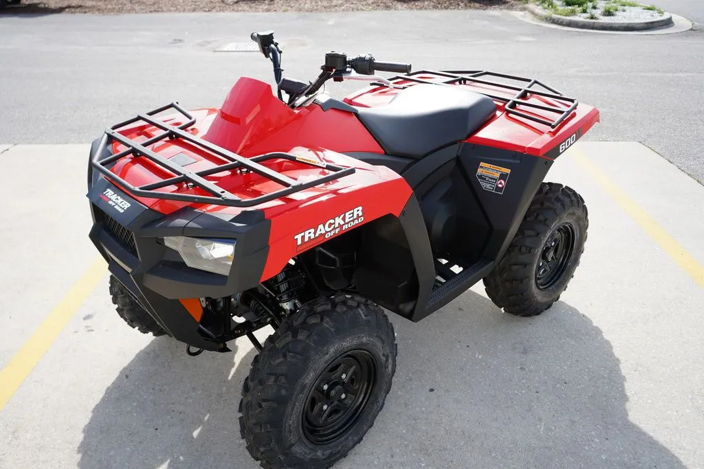 2023 TRACKER OFFROAD 600 RED
