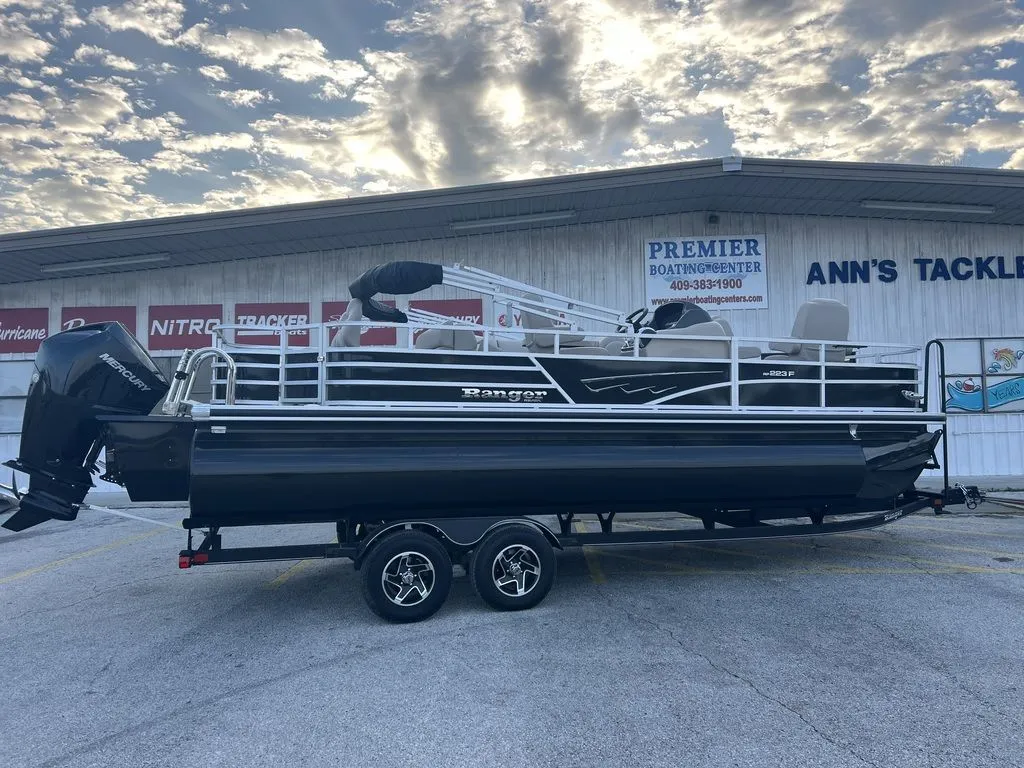 2024 Ranger Boats 220F