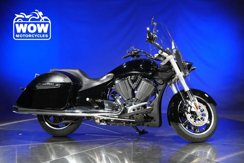 2012 Victory Motorcycles CROSS ROADS ABS