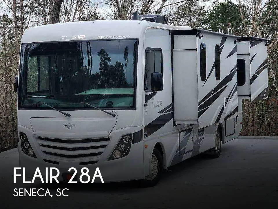 2023 Fleetwood Flair 28A