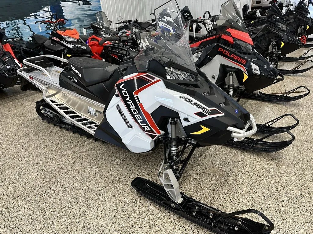 2021 Polaris 600 Voyageur 144