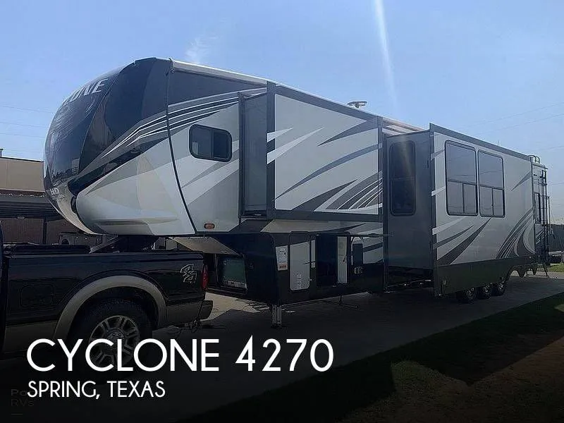 2019 Heartland Cyclone 4270