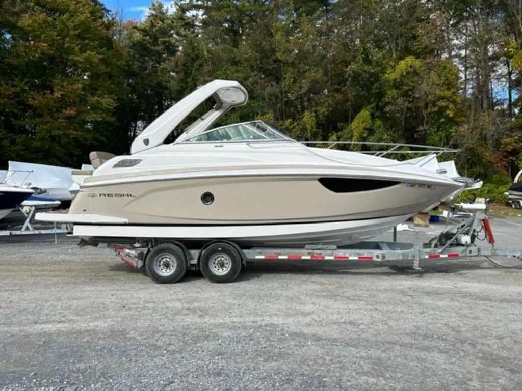 2013 Regal 28 Express in Lake George, NY