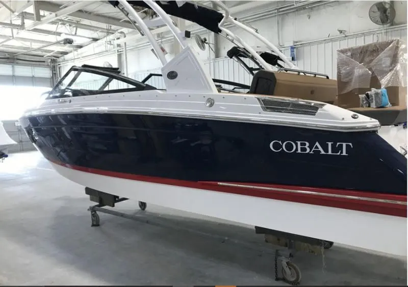 2024 Cobalt Boats R4