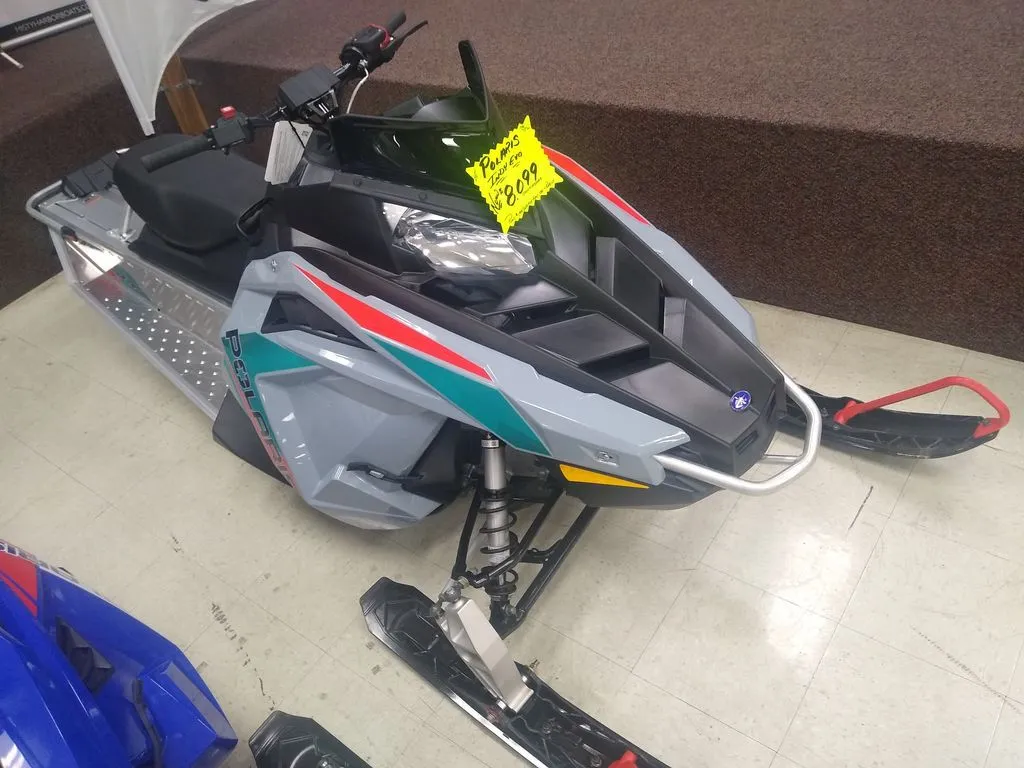 2024 Polaris 550 INDY EVO 121 ES