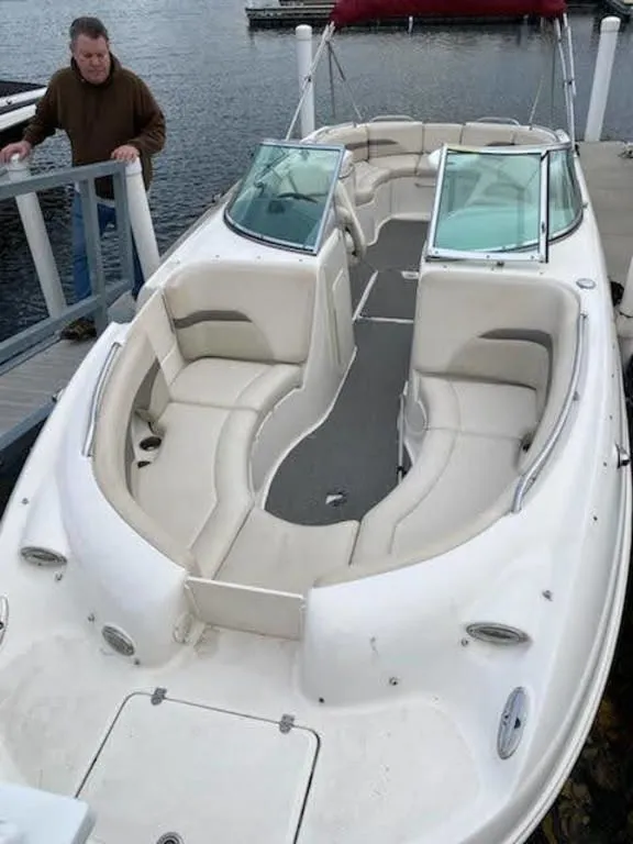 2005 Chaparral Sunesta274