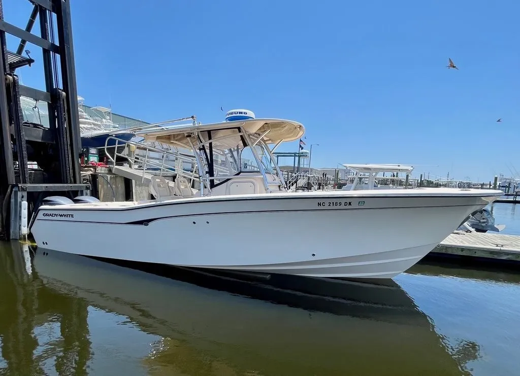 2008 Grady White 306 Bimini